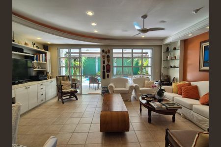 Casa de Condomínio à venda com 4 quartos, 214m² em Recreio dos Bandeirantes, Rio de Janeiro