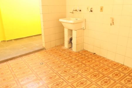 Casa à venda com 215m², 3 quartos e 2 vagasÁrea de Serviço