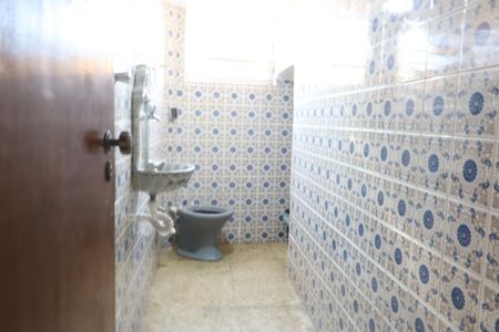 Casa à venda com 215m², 3 quartos e 2 vagasLavabo