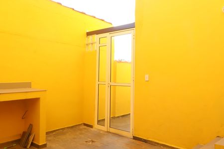 Casa à venda com 215m², 3 quartos e 2 vagasEdícula