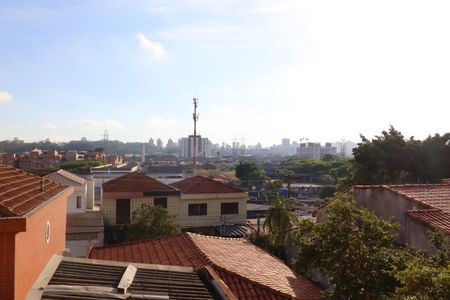 Casa à venda com 215m², 3 quartos e 2 vagasVista quarto 2