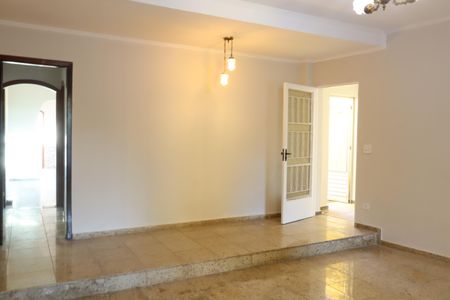 Sala de casa para alugar com 3 quartos, 215m² em Jardim Ibitirama, São Paulo