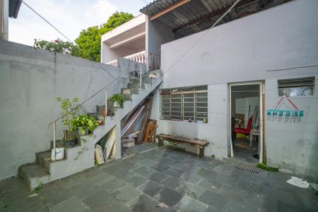 Casa para alugar com 190m², 3 quartos e 2 vagas Casa para alugar com 190m², 3 quartos e 2 vagasQuintal