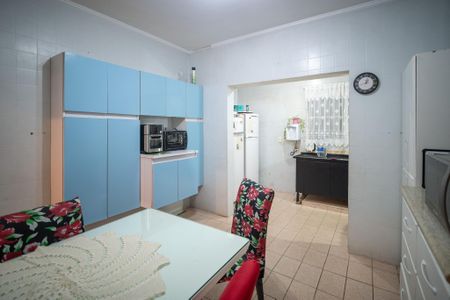 Casa para alugar com 190m², 3 quartos e 2 vagas Casa para alugar com 190m², 3 quartos e 2 vagasCozinha