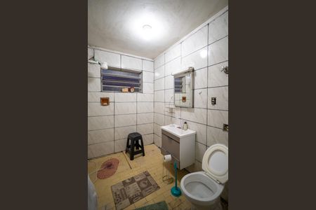 Casa para alugar com 190m², 3 quartos e 2 vagas Casa para alugar com 190m², 3 quartos e 2 vagasBanheiro Social