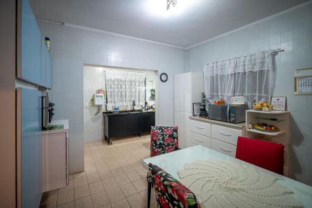 Casa para alugar com 190m², 3 quartos e 2 vagas Casa para alugar com 190m², 3 quartos e 2 vagasCozinha