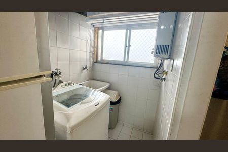 Apartamento à venda com 76m², 3 quartos e 1 vagaÁrea de serviço