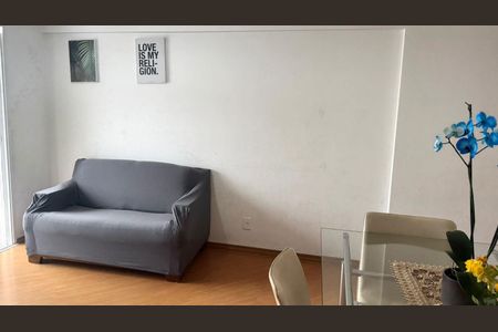 Apartamento à venda com 76m², 3 quartos e 1 vagaSala