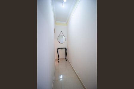 Casa de condomínio para alugar com 157m², 3 quartos e 2 vagasDetalhe Corredor 