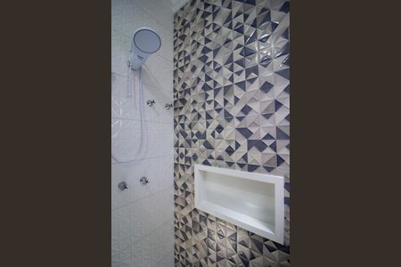 Banheiro da Suíte  de casa de condomínio para alugar com 3 quartos, 157m² em Jardim Eucaliptos, Sorocaba