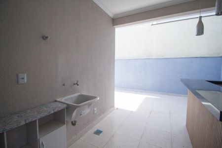 Casa de condomínio para alugar com 157m², 3 quartos e 2 vagasÁrea de Serviço