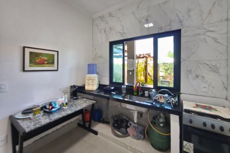 Casa para alugar com 200m², 2 quartos e 2 vagasCozinha