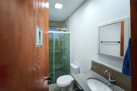 Casa para alugar com 200m², 2 quartos e 2 vagasBanheiro Social