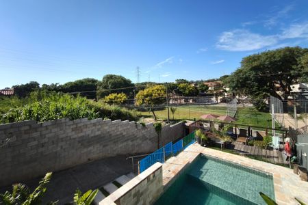 Casa para alugar com 200m², 2 quartos e 2 vagasQuintal - Piscina