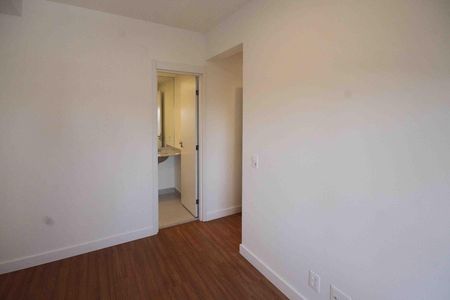 Apartamento à venda com 76m², 2 quartos e 1 vaga Apartamento à venda com 76m², 2 quartos e 1 vagaSuite