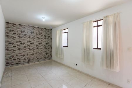Sala de casa de condomínio para alugar com 3 quartos, 80m² em Pampulha, Belo Horizonte