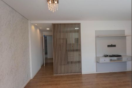 Apartamento para alugar com 65m², 2 quartos e 1 vagaSala