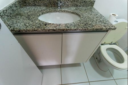 Apartamento para alugar com 65m², 2 quartos e 1 vagaBanheiro da Suíte