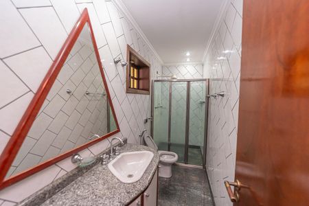 Casa à venda com 430m², 3 quartos e 5 vagas Casa à venda com 430m², 3 quartos e 5 vagasBanheiro 1