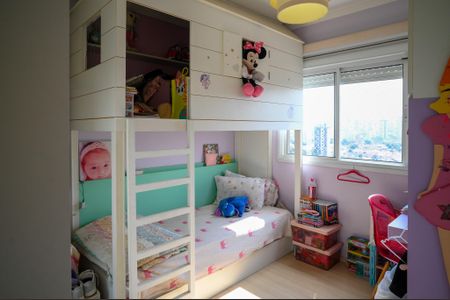 Apartamento à venda com 135m², 3 quartos e 3 vagasQuarto 3 - Suite