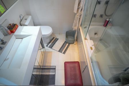 Apartamento à venda com 135m², 3 quartos e 3 vagasBanheiro Quarto 1 - Suite