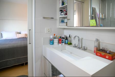 Apartamento à venda com 135m², 3 quartos e 3 vagasBanheiro Quarto 1 - Suite