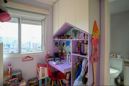 Apartamento à venda com 135m², 3 quartos e 3 vagasQuarto 3 - Suite