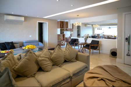 Apartamento à venda com 135m², 3 quartos e 3 vagasSala