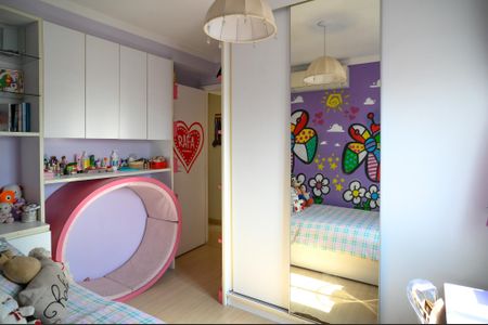 Apartamento à venda com 135m², 3 quartos e 3 vagasQuarto 2 - Suite