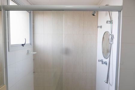 Apartamento à venda com 134m², 2 quartos e 2 vagas Apartamento à venda com 134m², 2 quartos e 2 vagasQuarto 1 Banheiro suíte 1