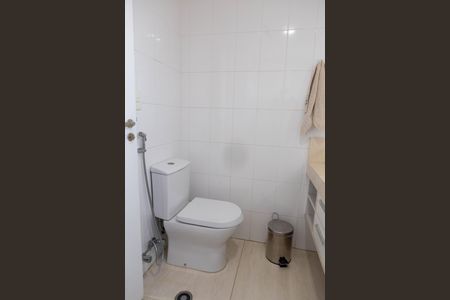 Apartamento à venda com 134m², 2 quartos e 2 vagas Apartamento à venda com 134m², 2 quartos e 2 vagasQuarto 1 Banheiro suíte 1