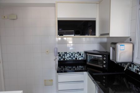 Apartamento à venda com 134m², 2 quartos e 2 vagas Apartamento à venda com 134m², 2 quartos e 2 vagasCozinha