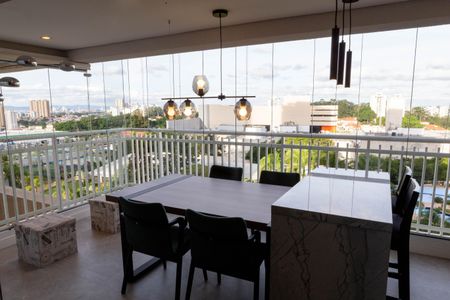 Apartamento à venda com 134m², 2 quartos e 2 vagas Apartamento à venda com 134m², 2 quartos e 2 vagasVaranda