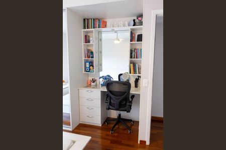 Apartamento à venda com 134m², 2 quartos e 2 vagas Apartamento à venda com 134m², 2 quartos e 2 vagasQuarto 2