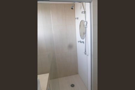 Apartamento à venda com 134m², 2 quartos e 2 vagas Apartamento à venda com 134m², 2 quartos e 2 vagasQuarto 1 Banheiro suíte 1