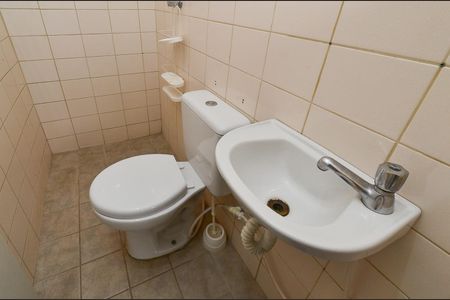 Banheiro Suíte  de casa para alugar com 3 quartos, 70m² em Lourdes, Belo Horizonte