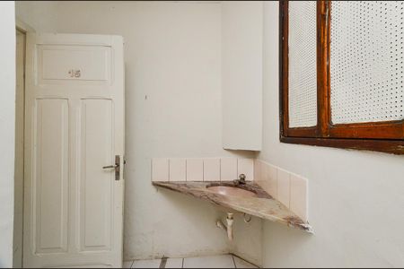 Casa para alugar com 70m², 3 quartos e sem vagaBanheiro