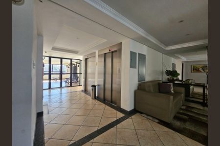 Apartamento para alugar com 98m², 3 quartos e 2 vagas Apartamento para alugar com 98m², 3 quartos e 2 vagasHall de entrada