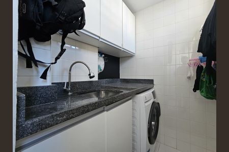 Apartamento para alugar com 98m², 3 quartos e 2 vagas Apartamento para alugar com 98m², 3 quartos e 2 vagasCozinha e Área de Serviço