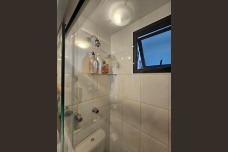 Apartamento para alugar com 98m², 3 quartos e 2 vagas Apartamento para alugar com 98m², 3 quartos e 2 vagasBanheiro da Suíte