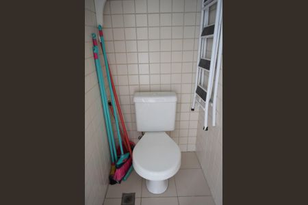 Apartamento para alugar com 96m², 2 quartos e 2 vagasÁrea de Serviço - banheiro