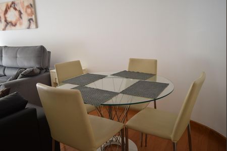 Apartamento para alugar com 96m², 2 quartos e 2 vagasSala