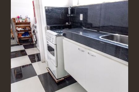 Cozinha  de apartamento à venda com 1 quarto, 70m² em Sion, Belo Horizonte