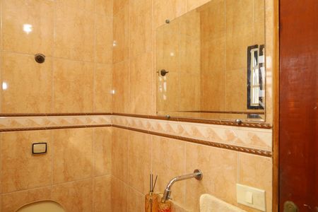 Casa para alugar com 411m², 3 quartos e 6 vagasBanheiro 3