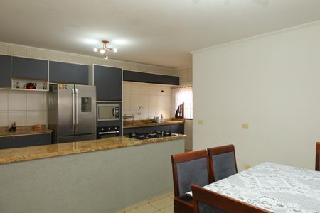 Casa para alugar com 411m², 3 quartos e 6 vagasCozinha