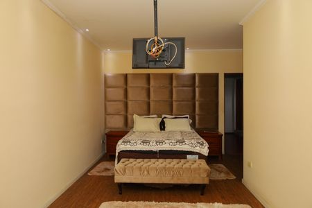 Casa para alugar com 411m², 3 quartos e 6 vagasQuarto 3 - Suíte