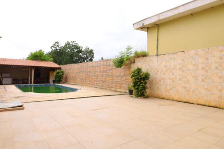 Casa para alugar com 411m², 3 quartos e 6 vagasPiscina