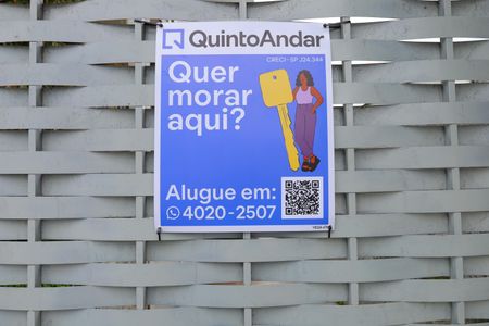Casa para alugar com 411m², 3 quartos e 6 vagasPlaca instalada no portão do imóvel - Código da placa: YEQA-476