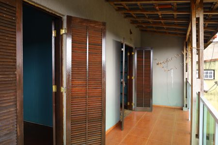 Casa para alugar com 411m², 3 quartos e 6 vagasVaranda superior - 2