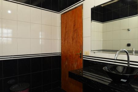 Casa para alugar com 411m², 3 quartos e 6 vagasBanheiro 1 - Suíte